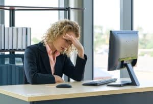 Нарушение на вътрешното ухо, световъртеж и падане