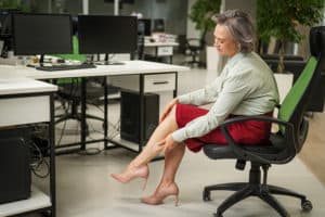 Упражнения за разширени вени, които да опитате на работното място