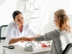 Поддържане на кръвното налягане в норма – има ли начин?