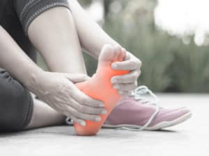 Подути крака при пътуване – мерки за бързи резултати