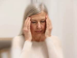 Световъртеж при ставане – кога е безобиден и кога изисква внимание?