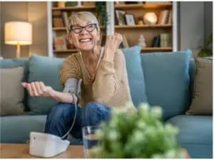 Контрол на кръвното от дома – гласовият ИИ на помощ