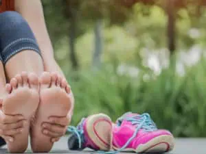 Подуват ми се краката – причини и решения!